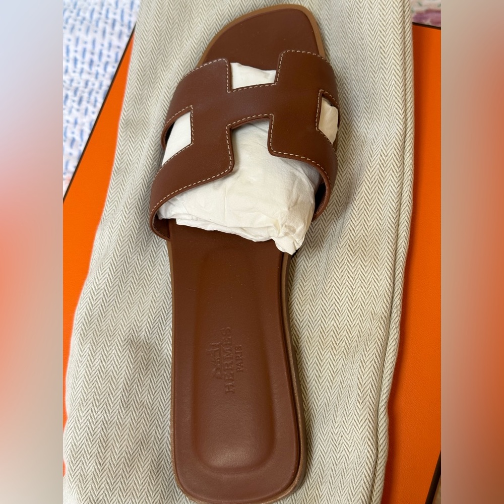 Hermes Oran sandal
